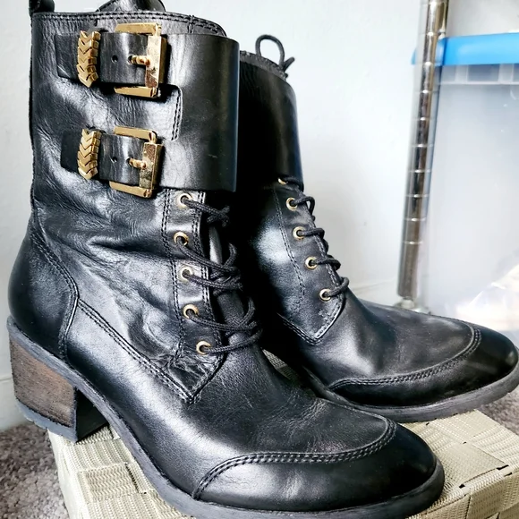Donald Pilner Combat Boots Black w/ Gold Hardware size 7m - Picture 8 of 10